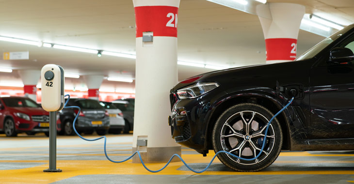 electric cars in shopping centres