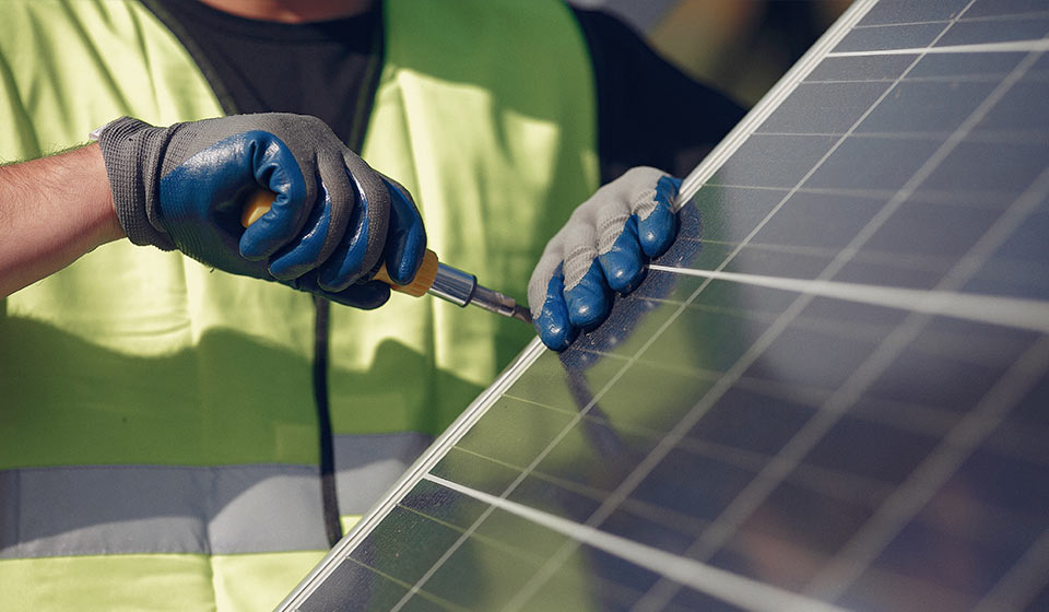 Placas solares e instalación fotovoltaica