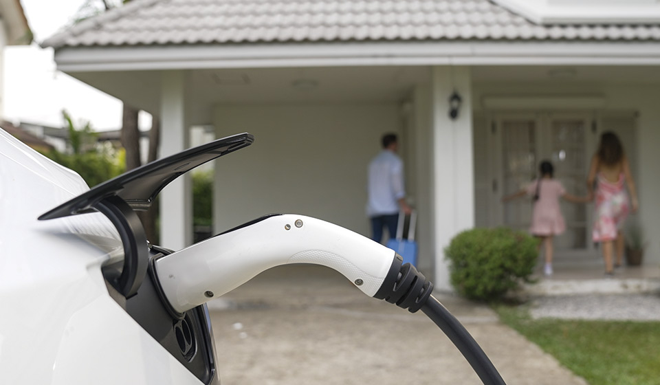 Diferencias entre cargadores monofásicos y cargadores trifásicos para vehículos eléctricos