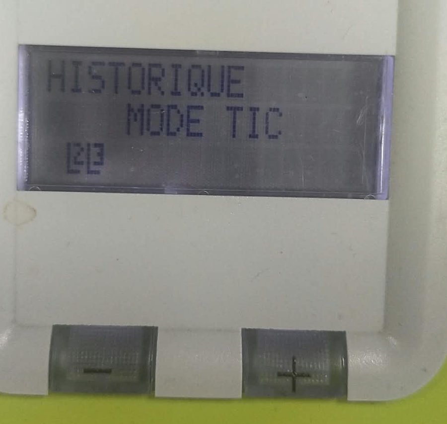 Écran du compteur Linky affichant HISTORIQUE MODE TIC